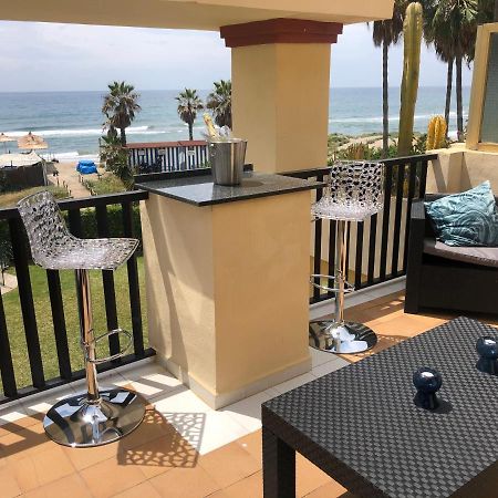 Beachfront Apartment - Sea Views - Marbella Ngoại thất bức ảnh