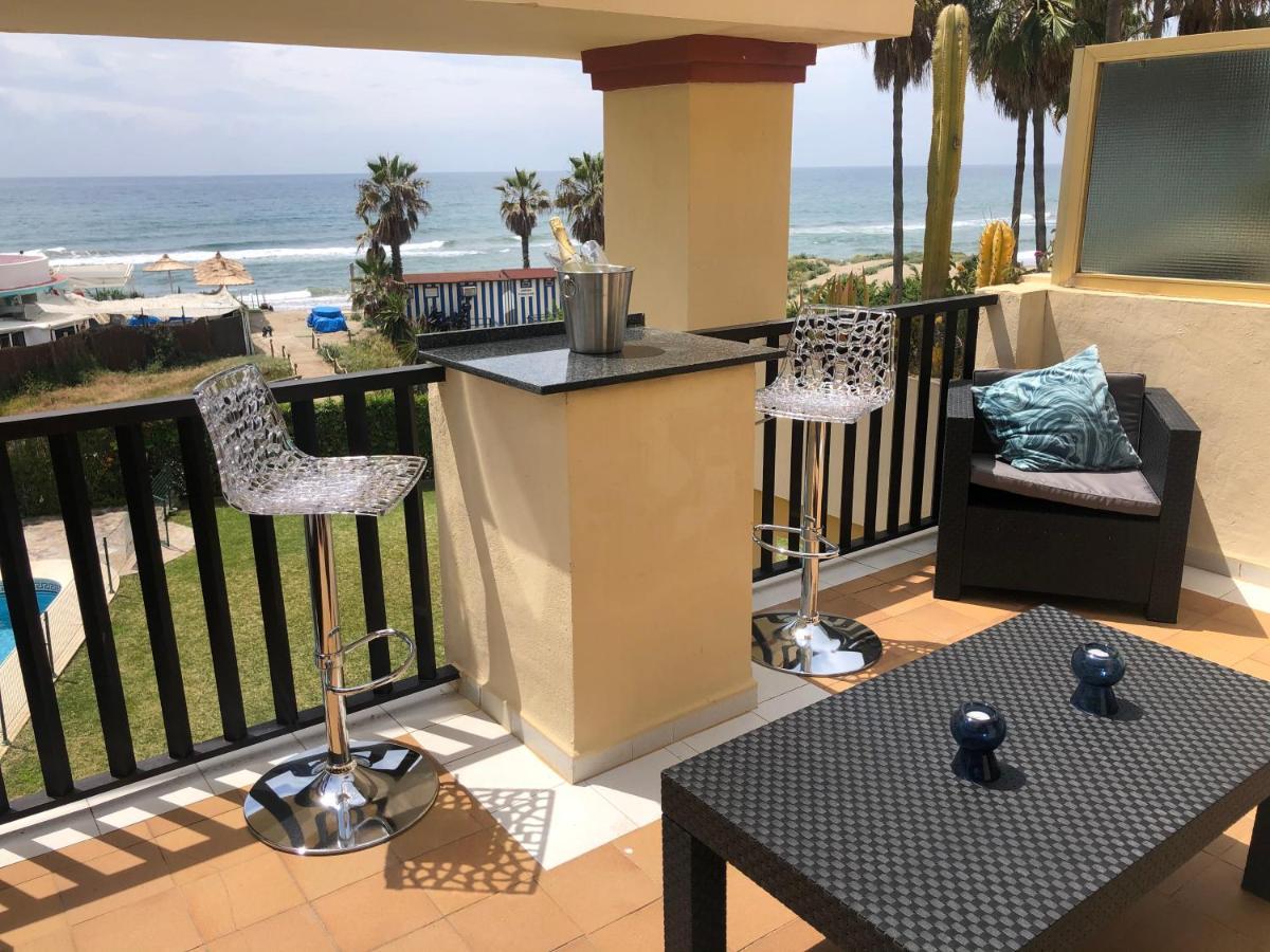 Beachfront Apartment - Sea Views - Marbella Ngoại thất bức ảnh
