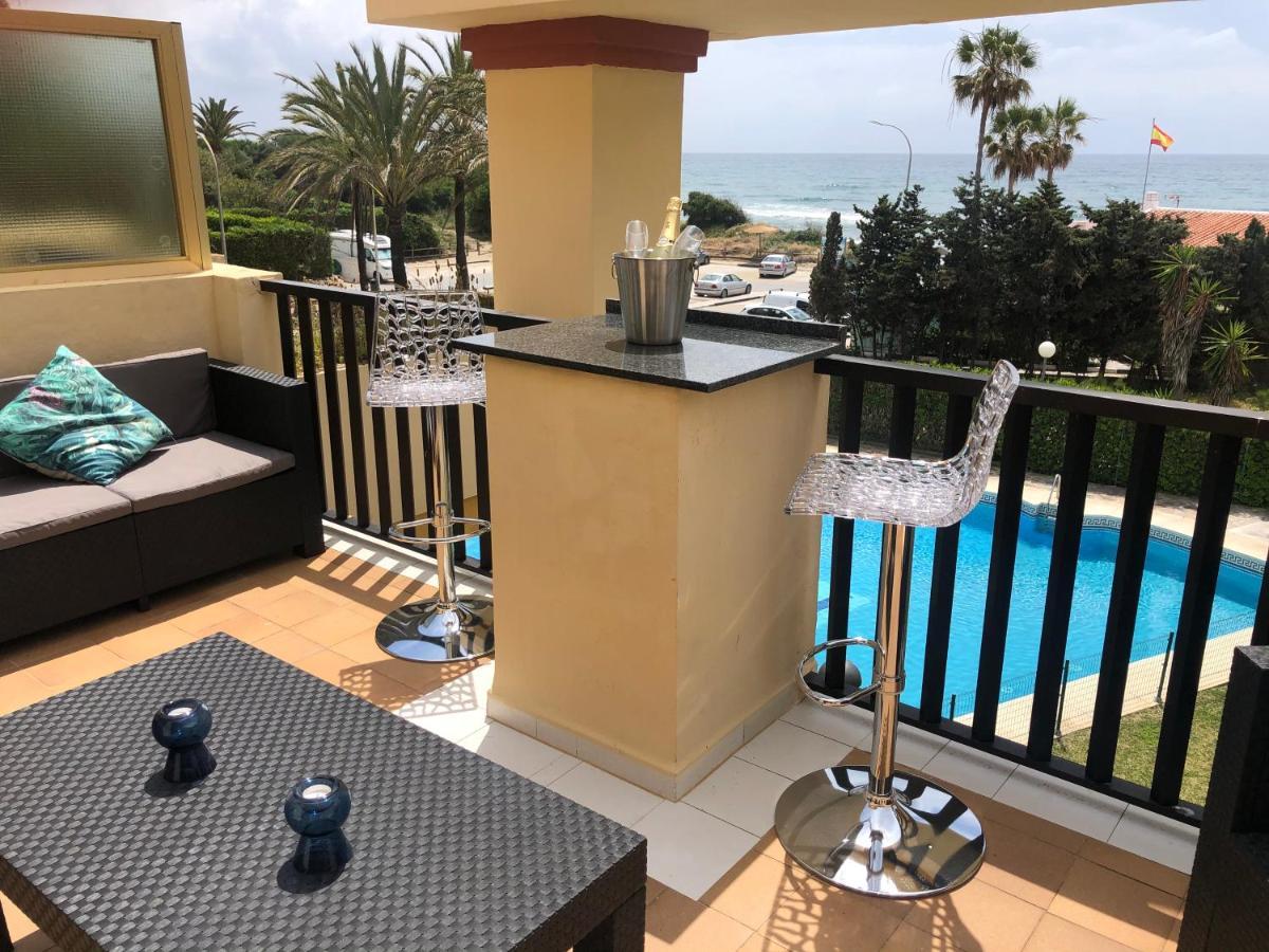 Beachfront Apartment - Sea Views - Marbella Ngoại thất bức ảnh