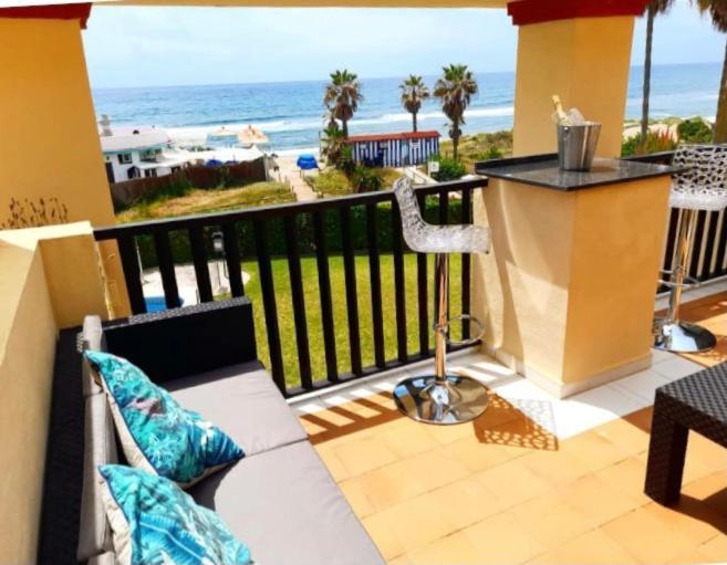 Beachfront Apartment - Sea Views - Marbella Ngoại thất bức ảnh